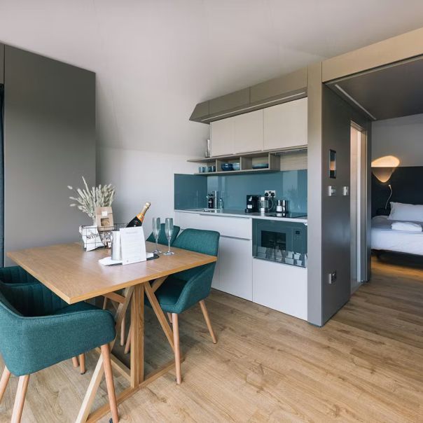 Woodlands Glencoe Staycation + Extras image 3